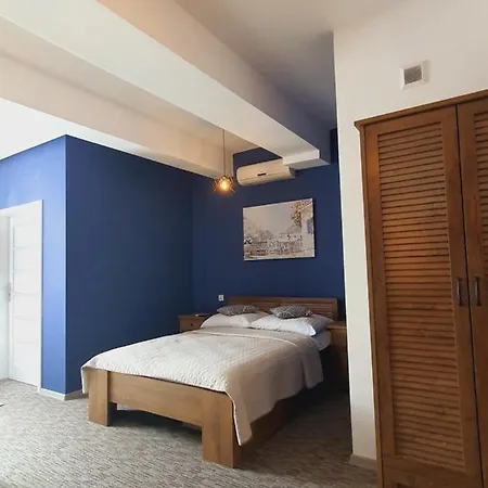 Stojalowskiego 35 Apartman *